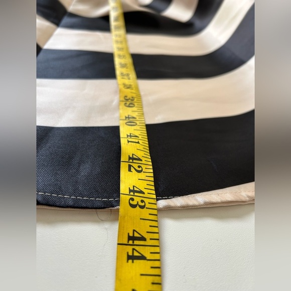 ABSOLUTELY GORGEOUS MISS AVENUE CHAMPAGNE/BLACK STRIPED CUTOUT BACK DRESS Sz. S - Picture 5 of 9